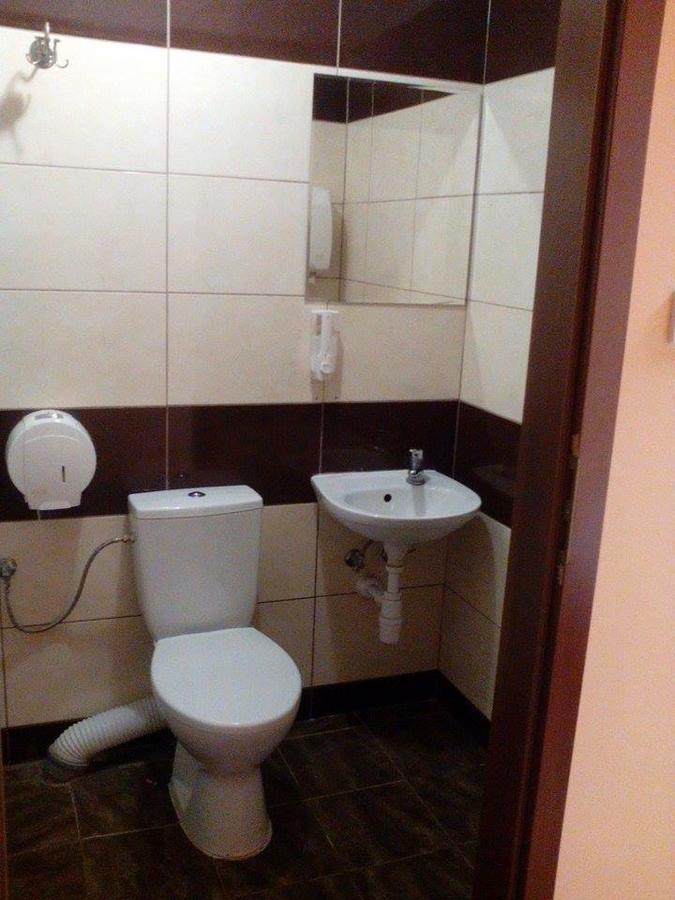 The Warsaw Hostel Esterno foto